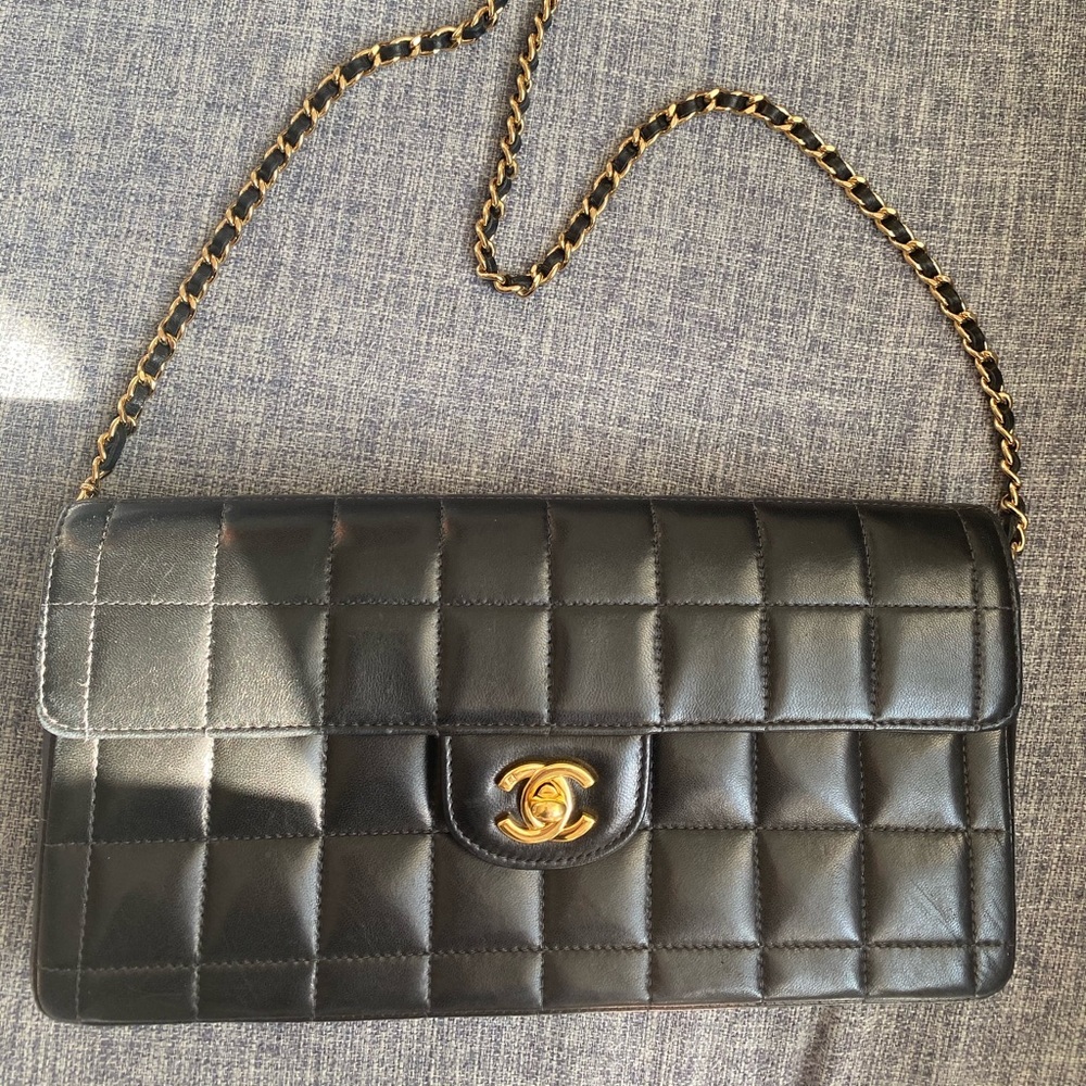 Chanel lambskin chocolate bar vintage bag east